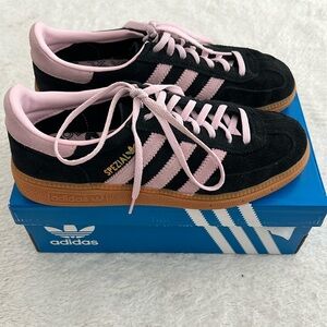 adidas spezial black and light pink size 6